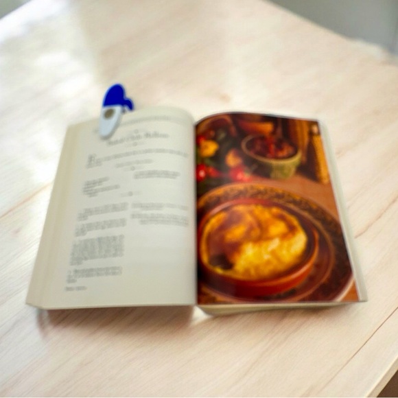 Favorite Homestyle Recipes : 250 Prize-Winning Recipes from Weight Watchers 1994 - Picture 8 of 8